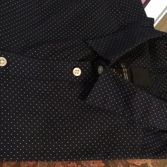 Men two shirt bundle 1 Akademiks 1 H&M both long sleeve slim fit both Me… - Picture 2 of 9